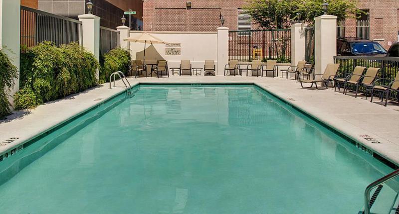 Springhill Suites Memphis Downtown Exterior foto