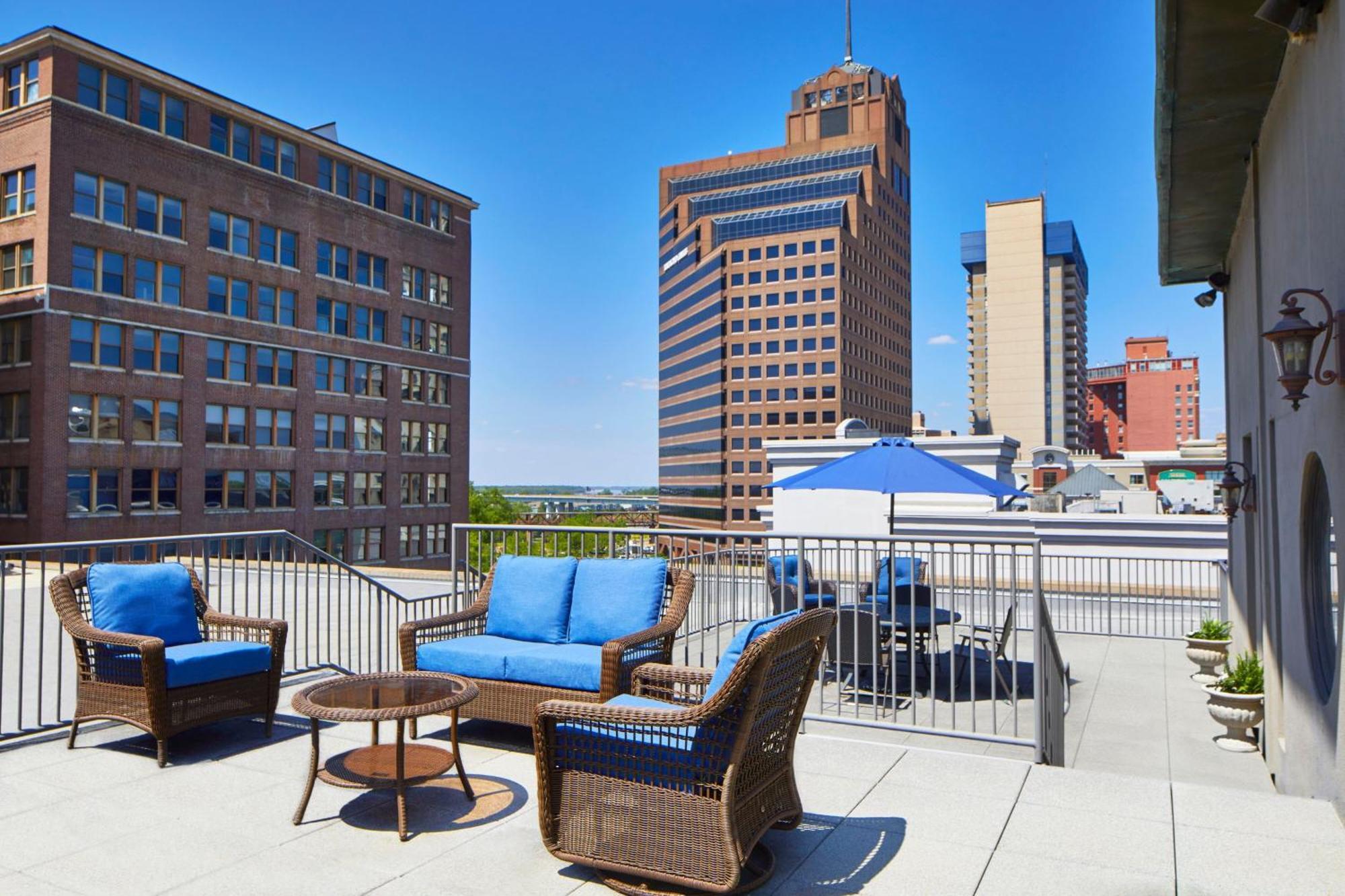 Springhill Suites Memphis Downtown Exterior foto
