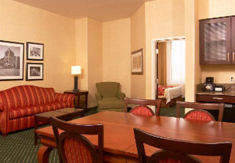 Springhill Suites Memphis Downtown Exterior foto